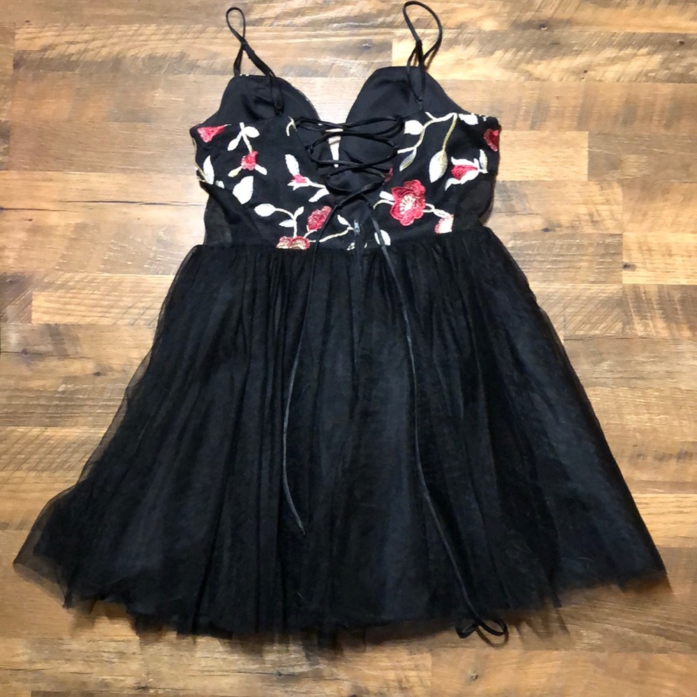 Homecoming Dress - Picture 3 of 3